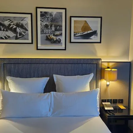 Columbus Monte-carlo, Curio Collection By Hilton